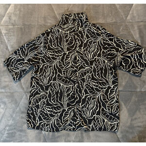 Rachel Zoe 100% Polyester Shirt Women's XL Black & White Floral Button Down